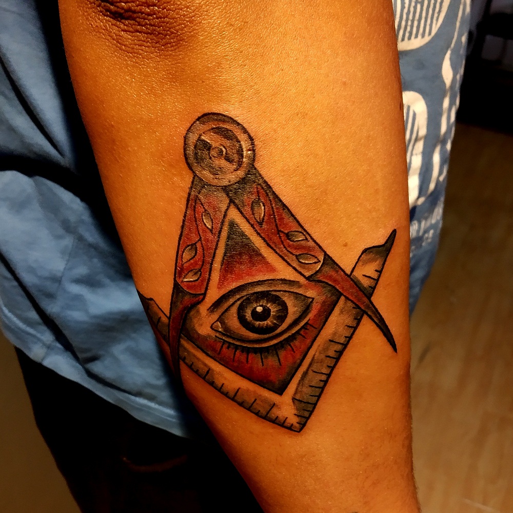 the eye of providance tattoo